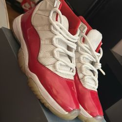 Jordan 11 Cherry’s 