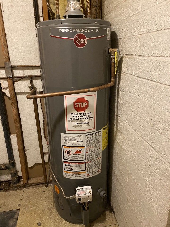 NEW RHEEM GAS HOT WATER HEATER TALL 40 GALLON 