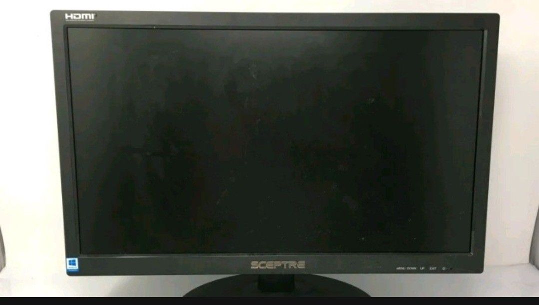 21" Spectre TV (With Mount)