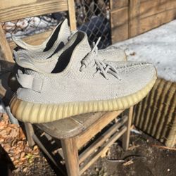 Yeezy Boost 350 V2 Low “Sesame”