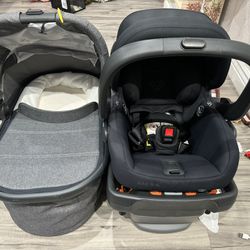 UPPAbaby Mesa V2 Infant Car Seat Base + Robust 4 UPPAbaby Bassinet Compatible Vista Cruz,Ridge,Minu