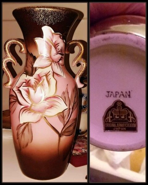 VINTAGE JAPAN ORIENTAL GOLD ROSE PINK JAPANESE HAND PAINTED PORCELAIN URN VASE FLORAL FLOWER ARRANGEMENT TABLE DECOR
