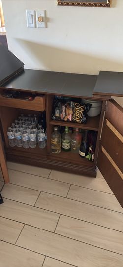 Bar table
