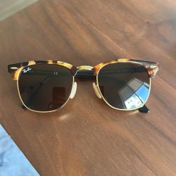 Ray Ban Club Master Classic Sunglasses 