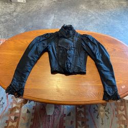 Two late 19th Century Or Early 20th Blouses