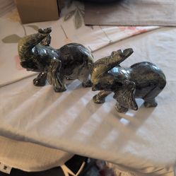 Heavy serpentine crystal elephant decor