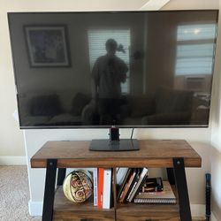 65 Inch Flatscreen LG TV