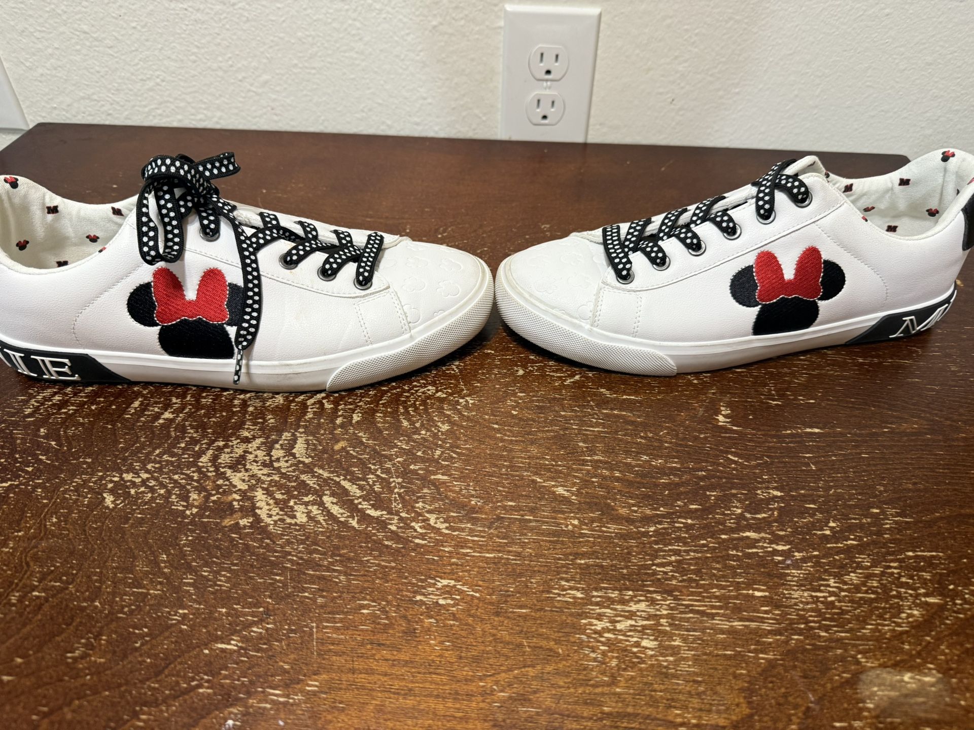 Minnie Mouse Shoes