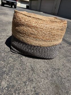 Woven knit pouff