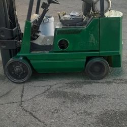 Clark 3,000 Lbs Lift