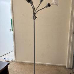 5-Head Floor Lamp - Room Essential