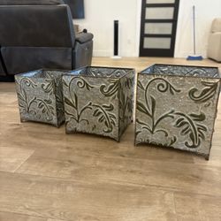 3-Piece Metal Planter Set