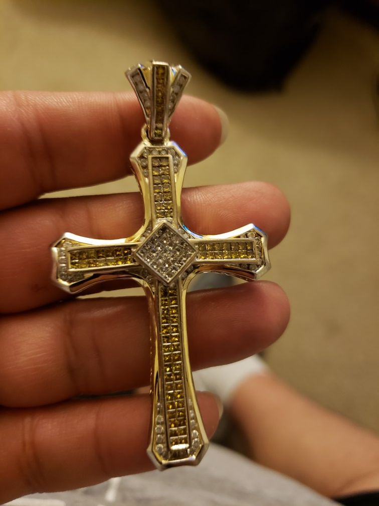 14k white gold cross with real diamonds