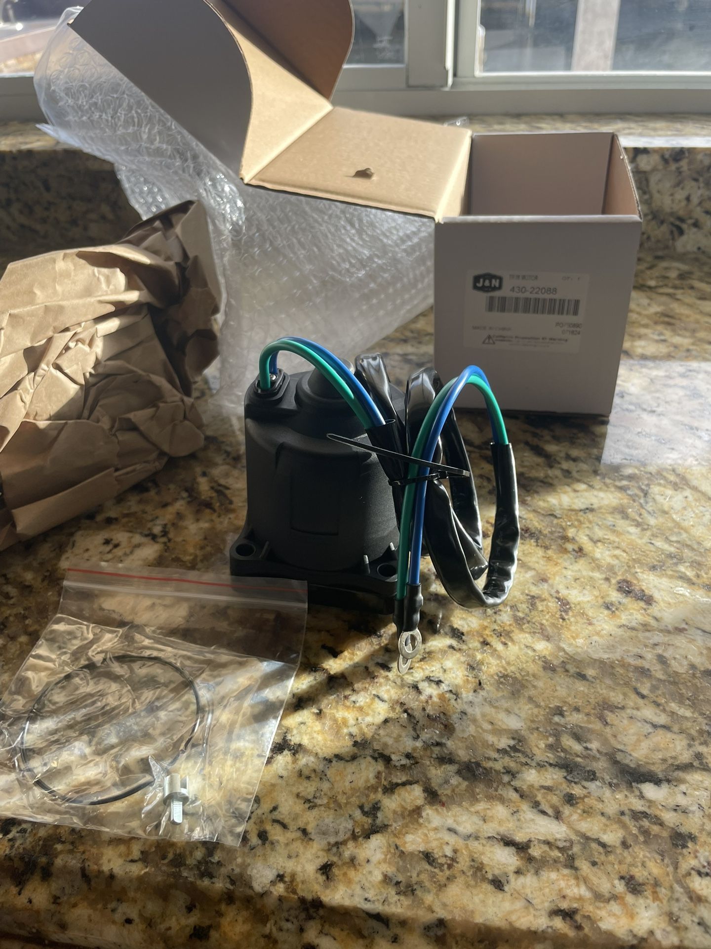 Tilt Trim Motor Yamaha 115-150-200hp 225hp 1997-On 6240