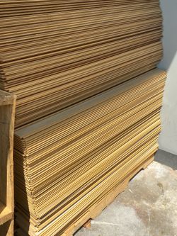 Laminate Mixed Pallet • $175