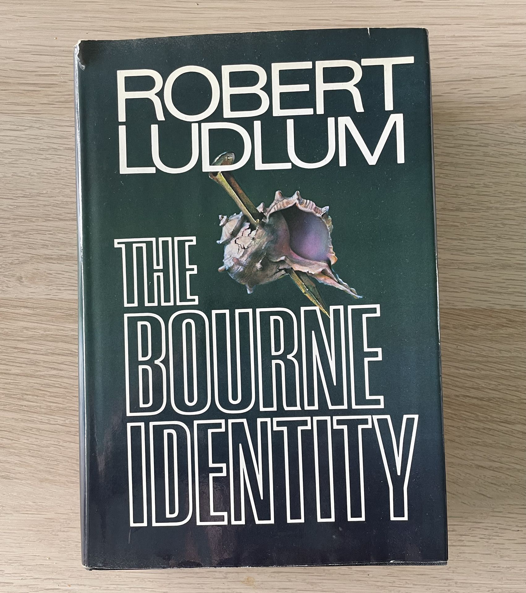 Vintage**Robert Ludlum, The Bourne Identity Copyright 1980
