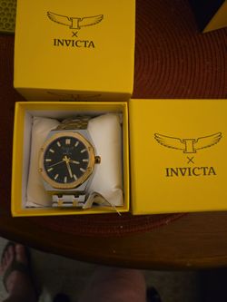 Invicta 42mm mens watch