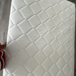 IKEA Sultan Hallen Full Size in Excellent Condition 