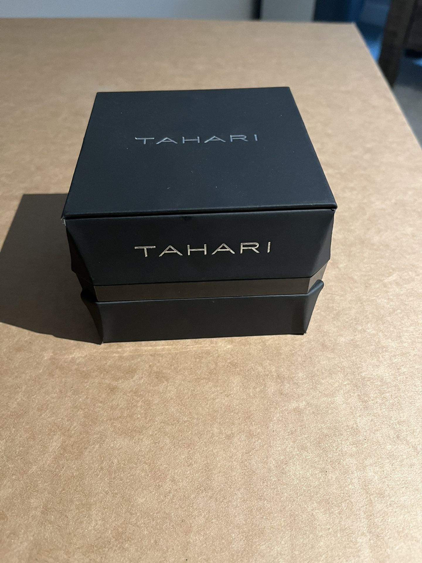 Tahari Watch Set (NEW)