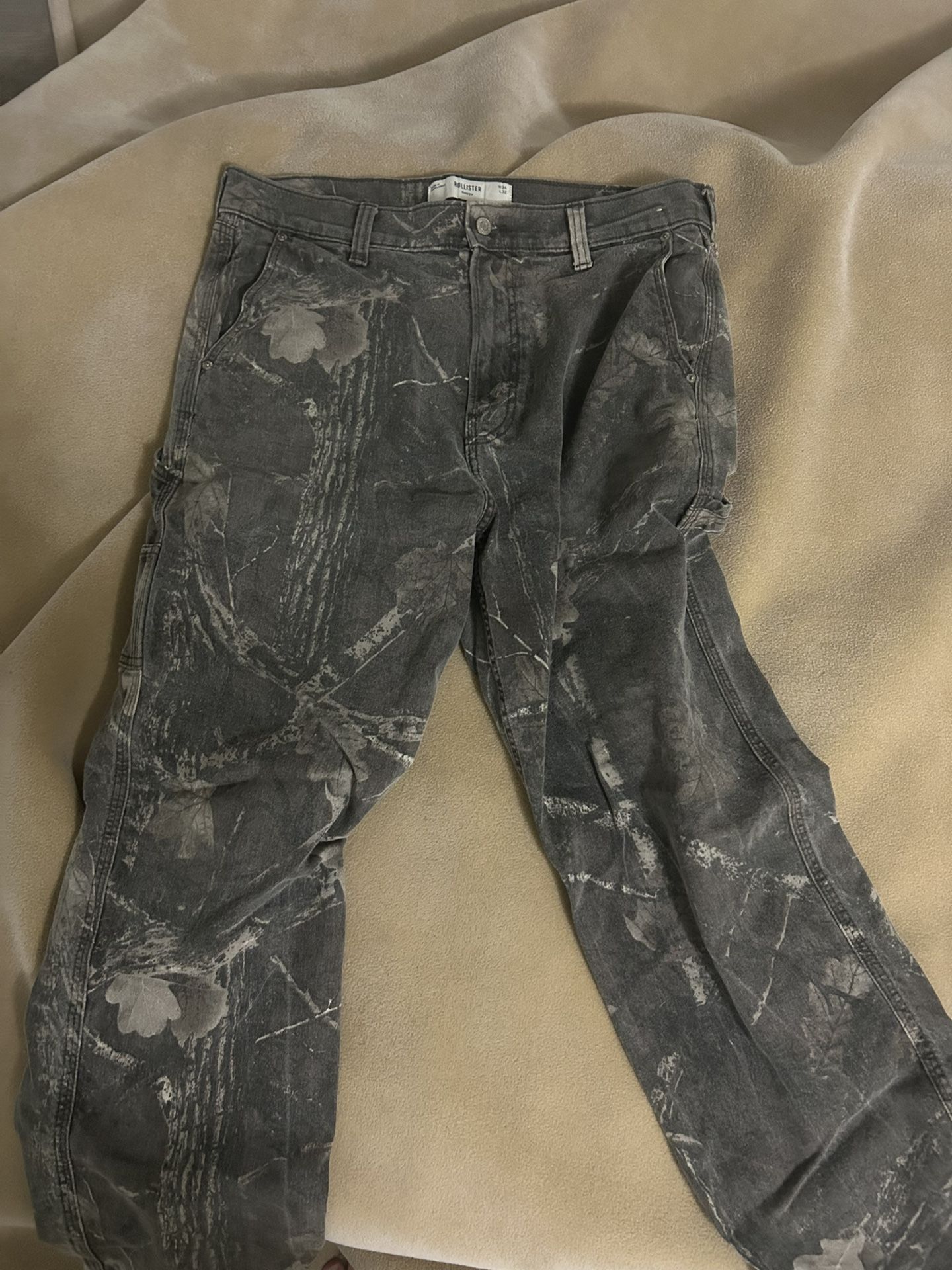Hollister Camo Pants w34 L32
