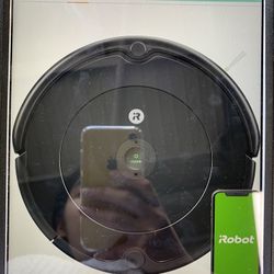 iRobot Roomba 692 Robot Vacuum - Wi-Fi Connectivity Personalized Cleaning Recommendations, Works with Alexa, Good for Pet Hair, Carpets, Hard Fl@B15