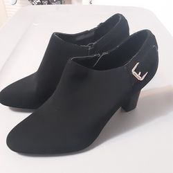 Impo Black Women's Shoes  Ankle Bootie Size 8