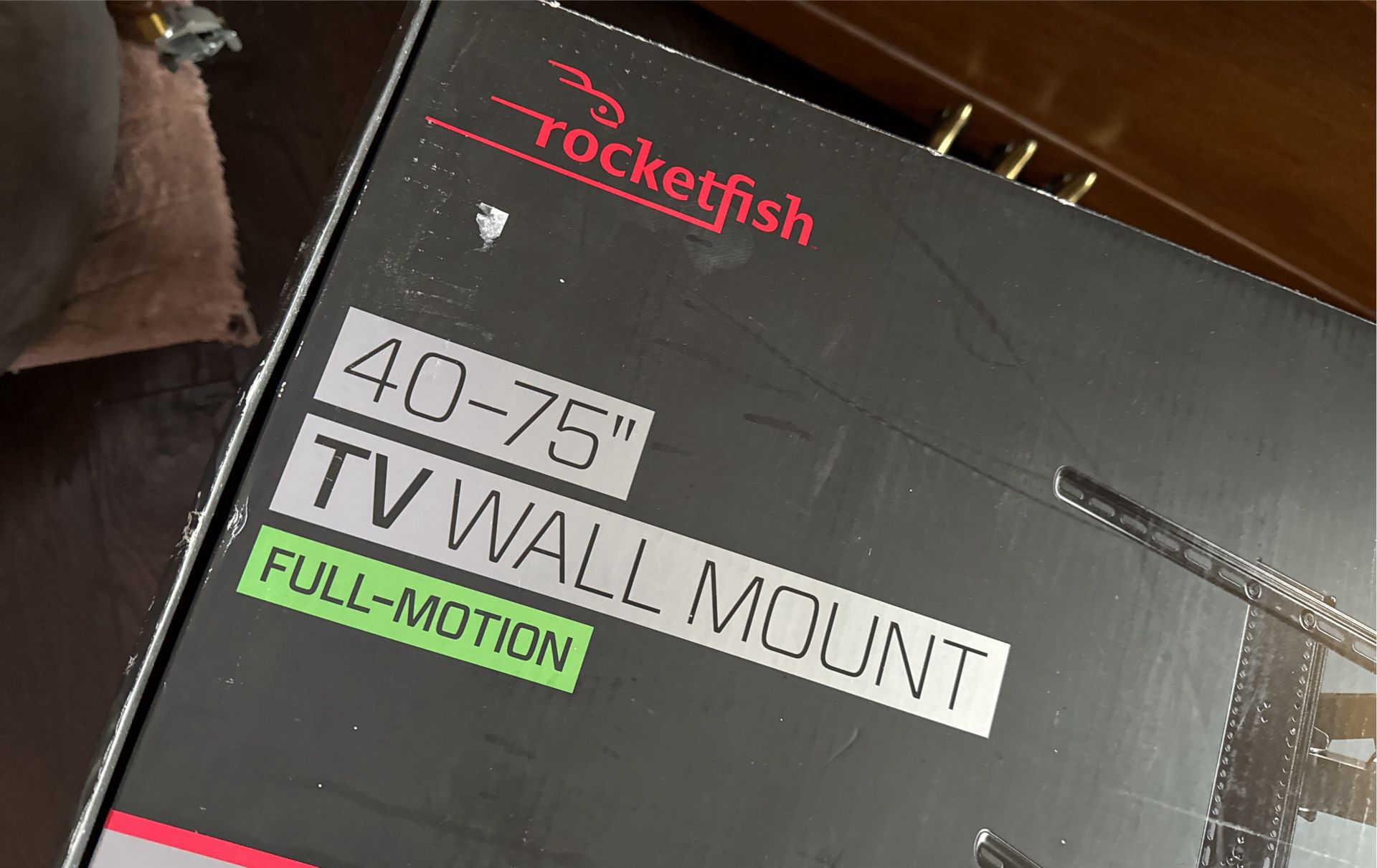 Full Motion TV Wall Mount