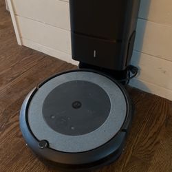 IRobot Roomda i Series Robot Vacuum