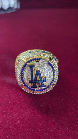 2025 Dodgers World Championship B2B Ohtani Ring
