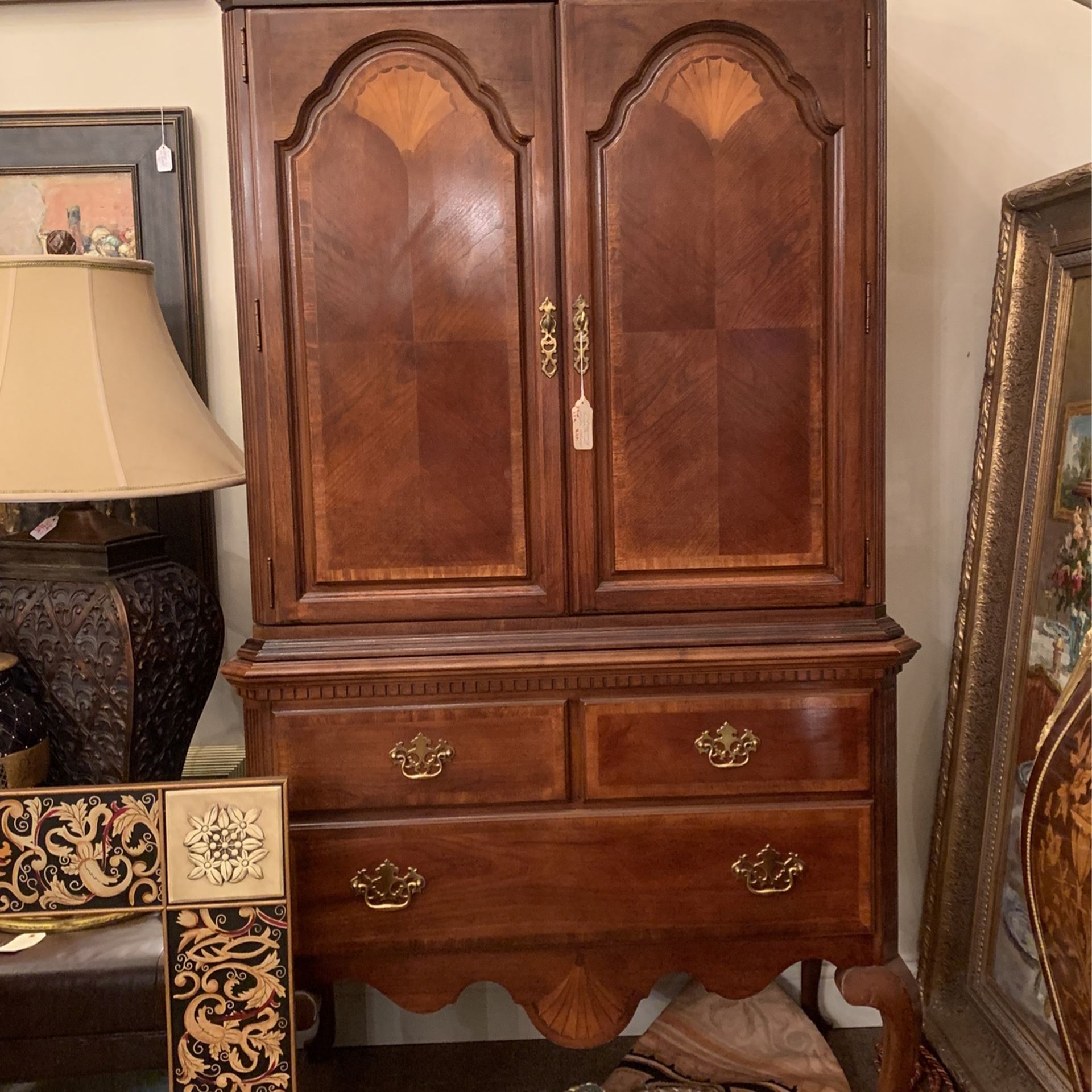 Vintage Excellent Condition Queen Anne Armoire Tv Cabinet