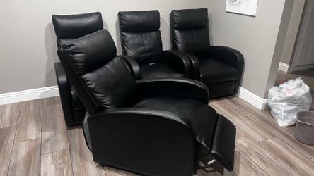 Recliners seats