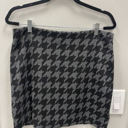 Banana Republic Houndstooth Pattern 