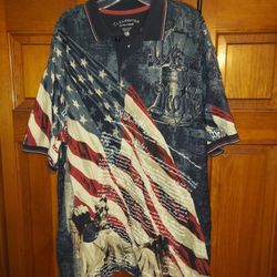 MENS XL WE THE PEOPLE COLLARED SHIRT FROM CLEARWATER OUTFITTERS 