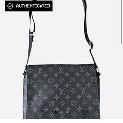 Louis Vuitton Messenger Bag 100% Authentic 
