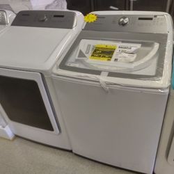 SAMSUNG TOP LOAD WASHER AND DRYER SET OPEN BOX ITEM ZFSG3
