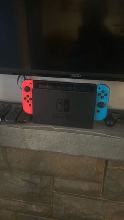 Nintendo switch. Multiple controllers and dock