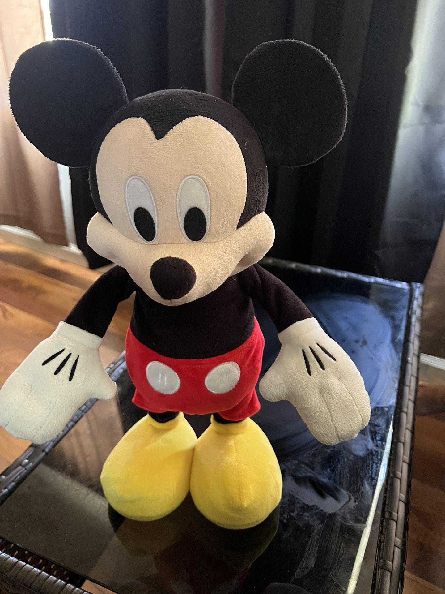 Mickey Mouse Moving