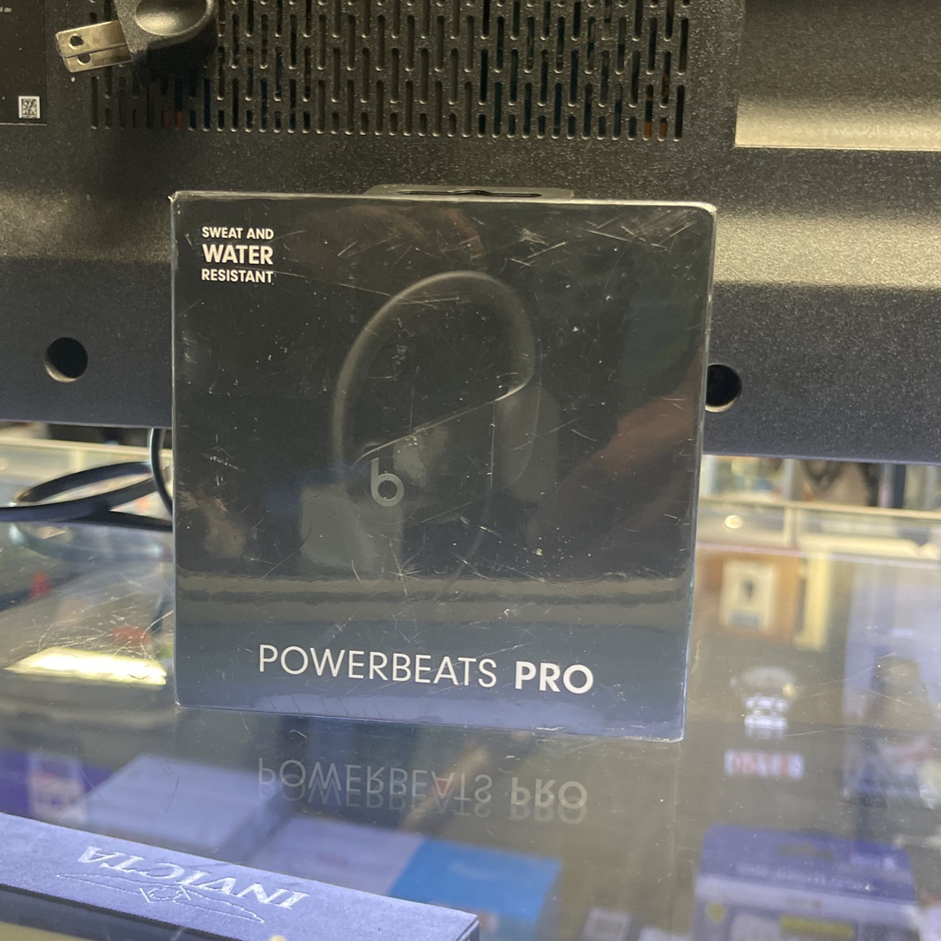 PowerBeats Pro New Still Sealed