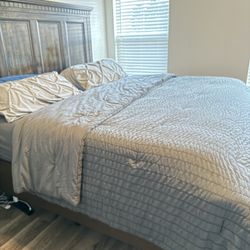 California King Size Vintage Bed 