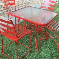 Bar Table And Stools