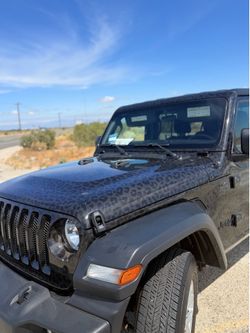 Custom car vinyl wrap