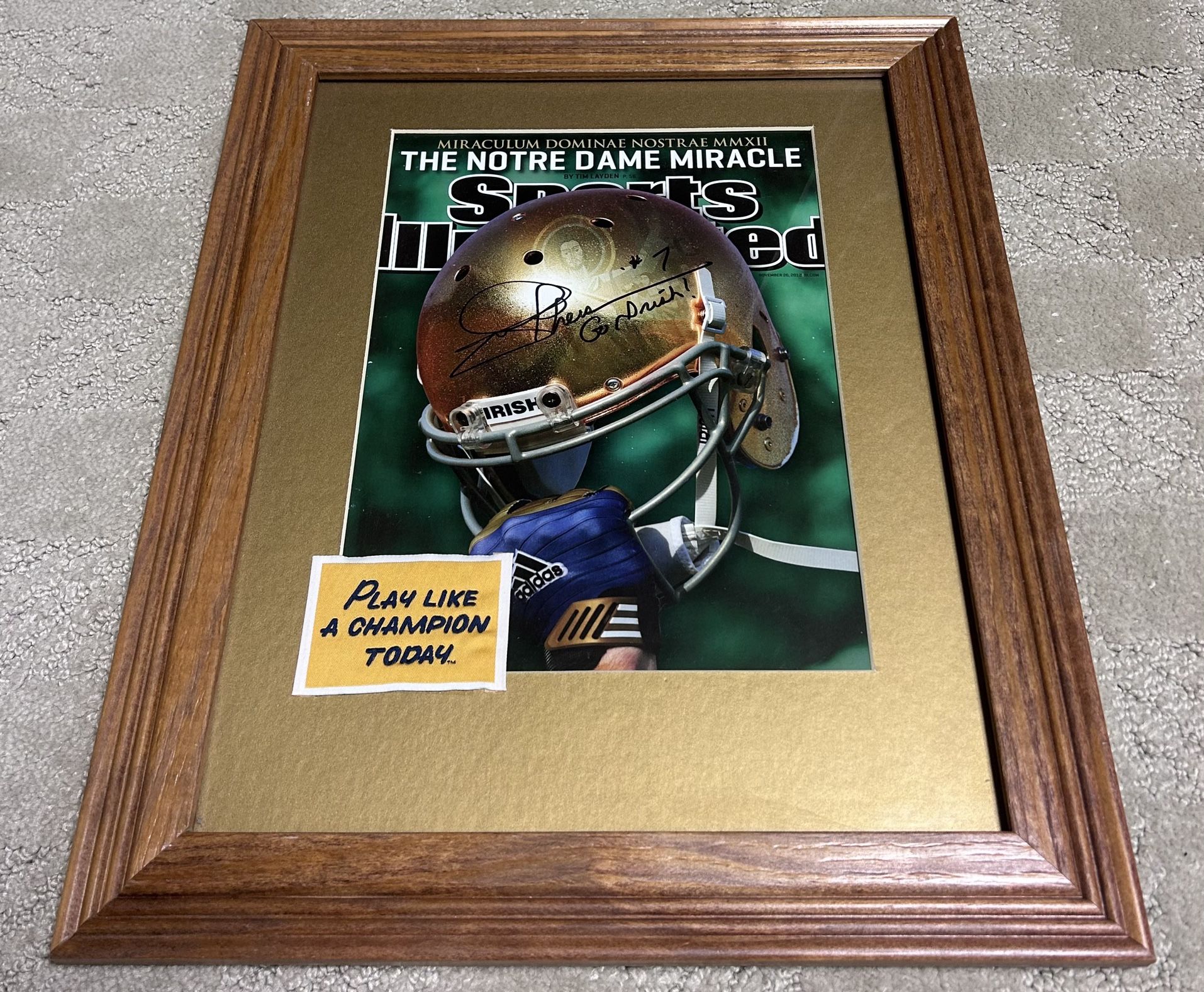 Joe Theismann Notre Dame Fighting Irish Signed Framed Sports Illustrated Print
