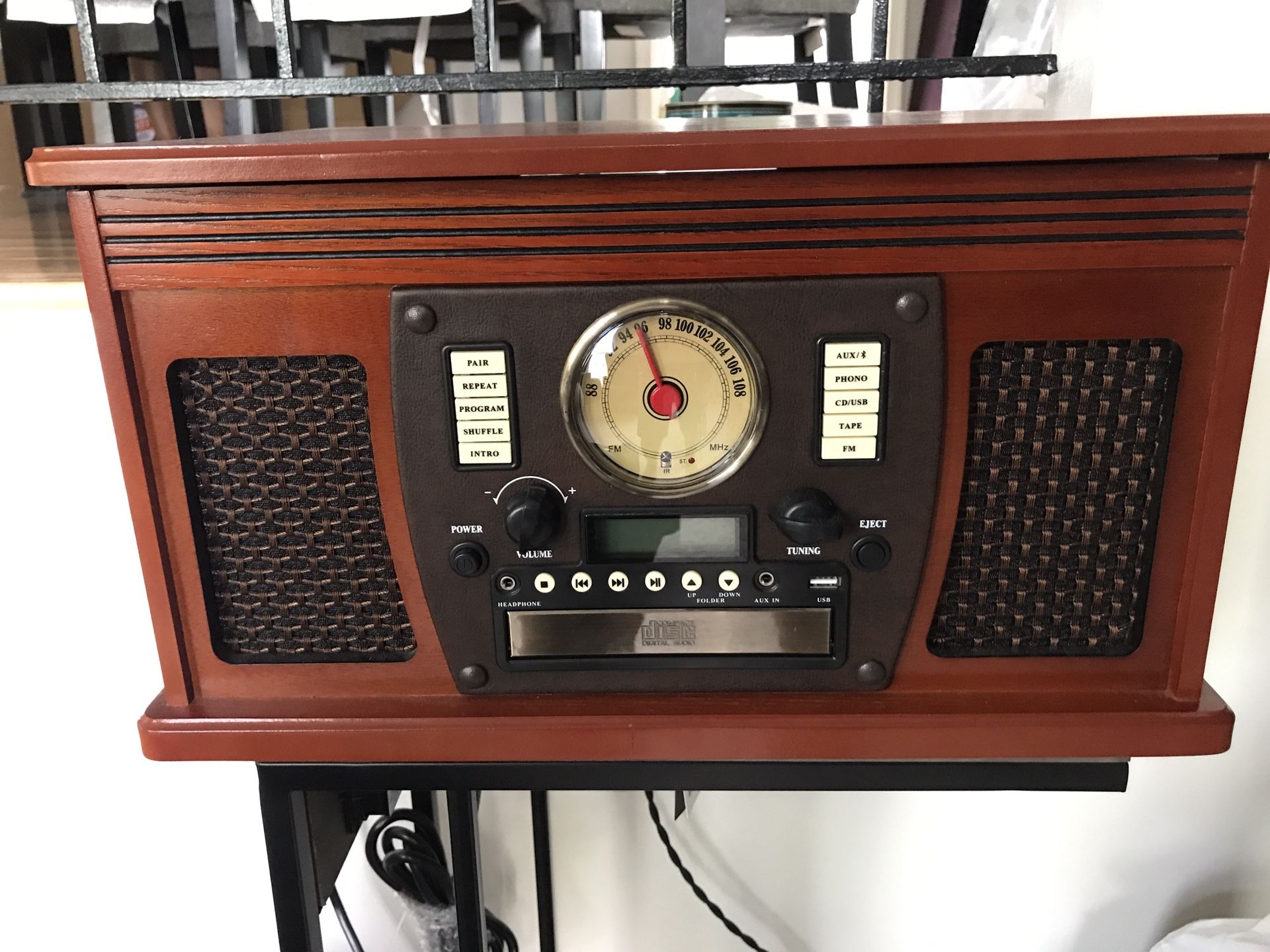 Throwback Turntable