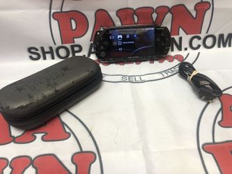 Sony PSP-1001 Handheld Gaming Console w/Charger & Extra Battery 11058557
