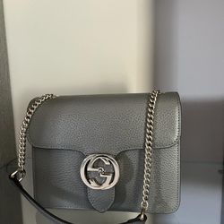 NEW AUTHENTIC GUCCI BAG WITH RECEIPT AND ALL PACKAGING 
