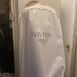 Beautiful Tulle And Glitter Sequins Never Been Worn David’s Bridal Dress Size 12