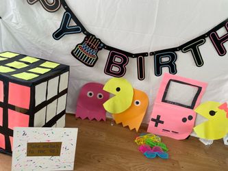 Retro 90’s birthday decorations