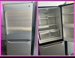 30 wide bottom freezer Refrigerator