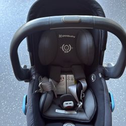 UPPAbaby CAR SEAT