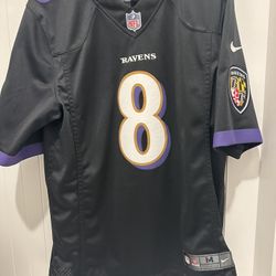 Lamar Jackson jersey Size M  Man